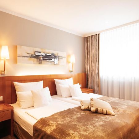 Hotel Lindauer Hof Lindau  Ngoại thất bức ảnh