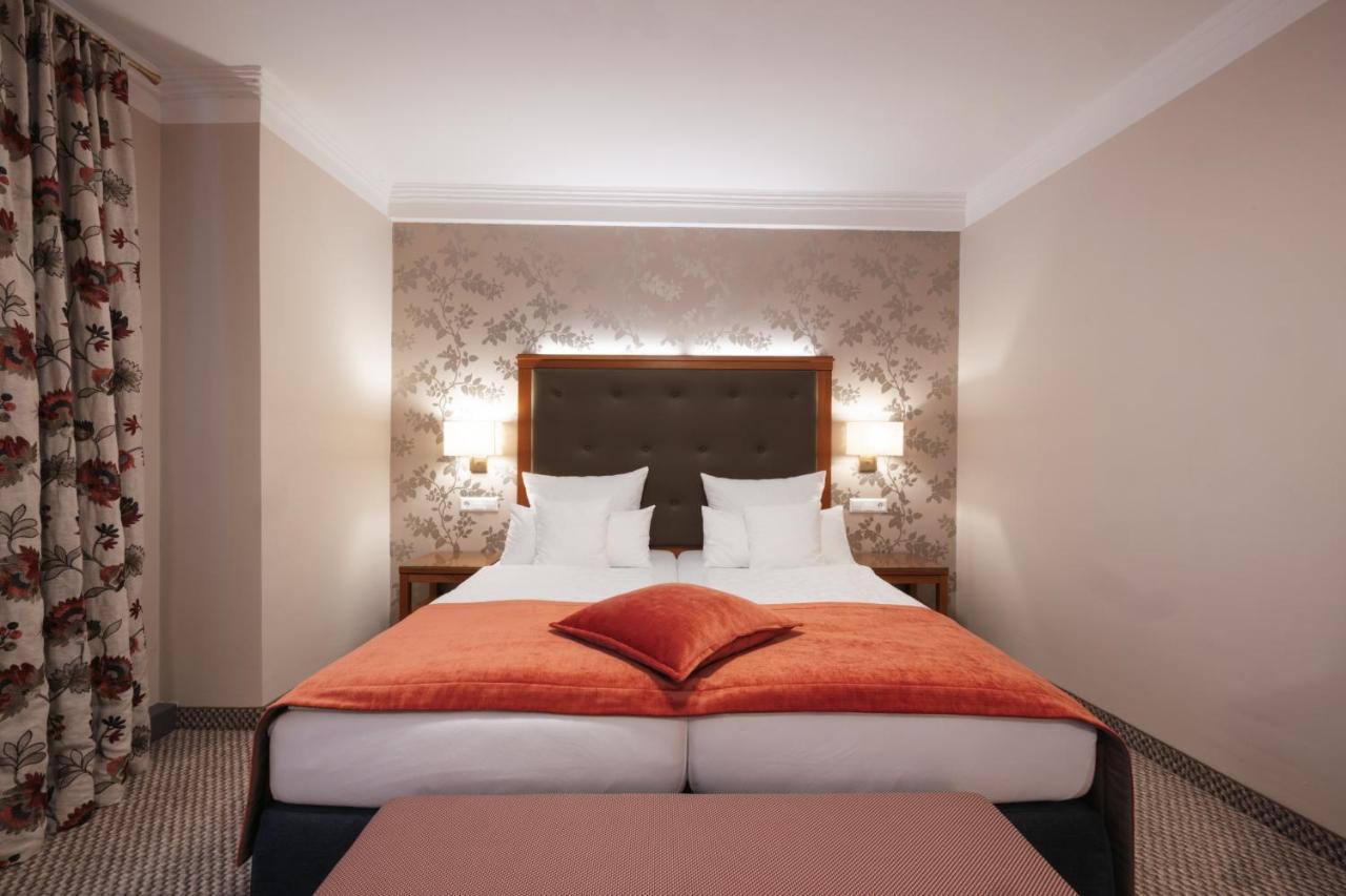 Hotel Lindauer Hof Lindau  Ngoại thất bức ảnh